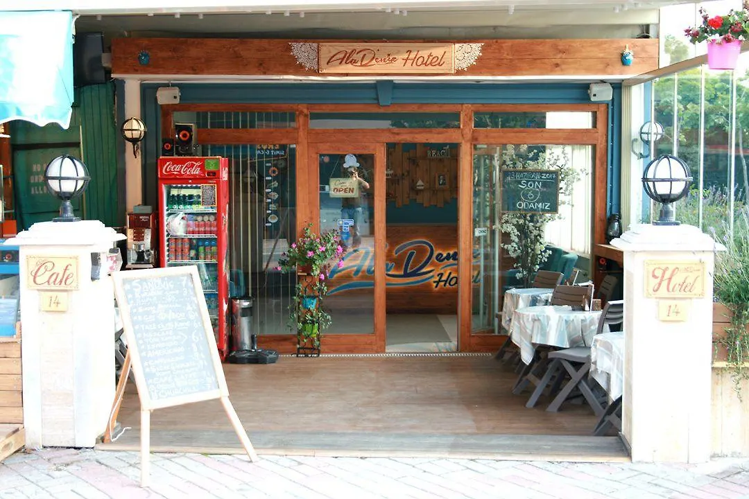 Aladeniz Hotel Büyükçekmece 2*,